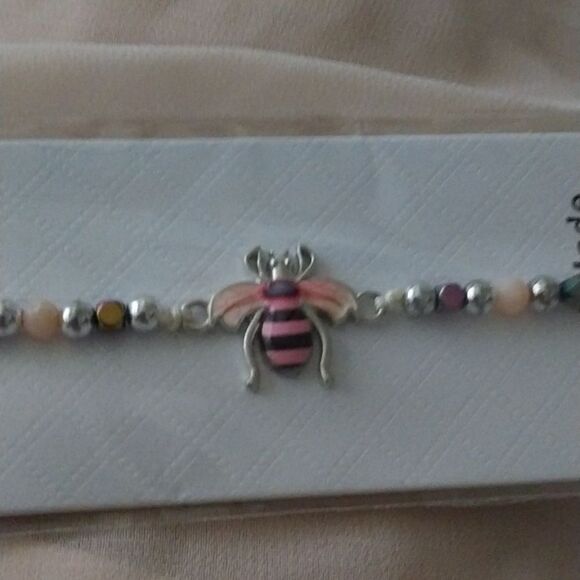 Handmade bee bracelets - Picture 3 of 11